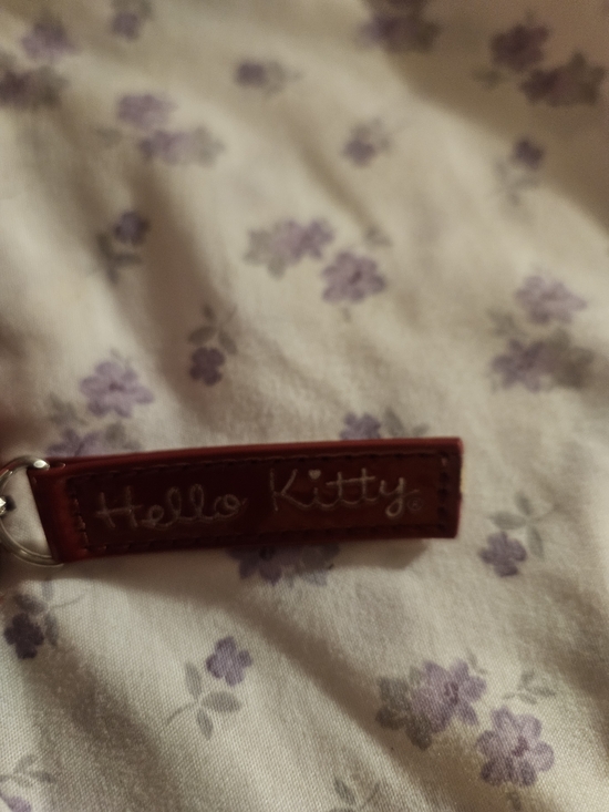 Hello Kitty Red Wallet - Picture 3 of 5